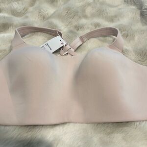 Lululemon Athletica adapt and align bra